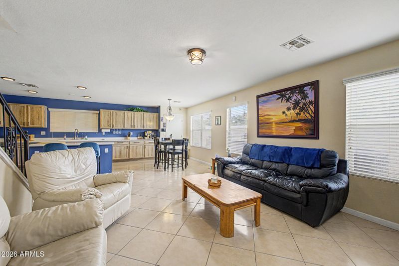 2098 E Spruce Dr, Chandler, AZ 85286