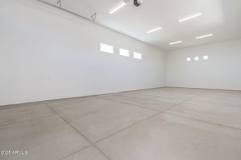 2099 77th Pl, Mesa, AZ 85207