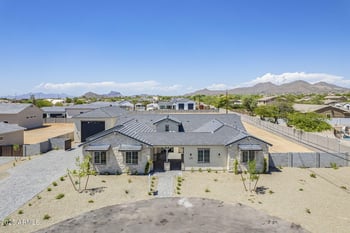 2099 77th Pl, Mesa, AZ 85207