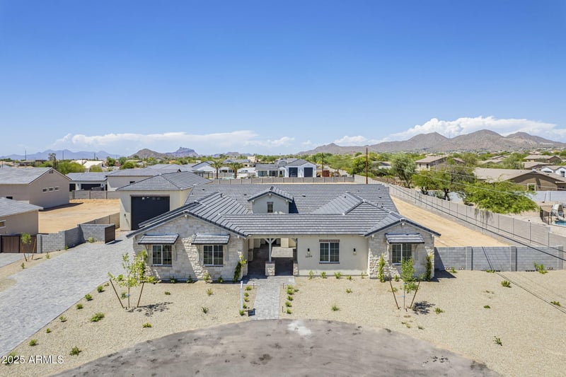 2099 N 77th Pl, Mesa, AZ 85207
