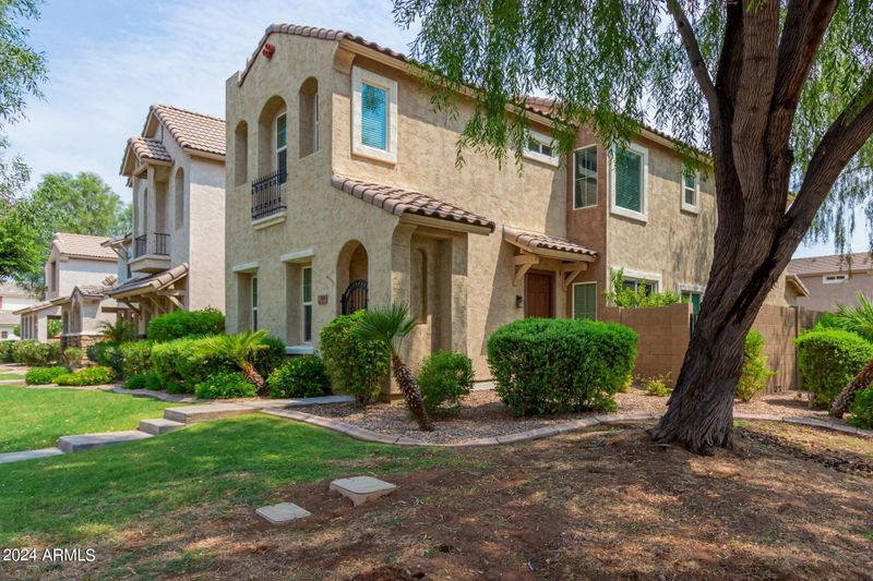 2099 S Olympic Dr, Gilbert, AZ 85295