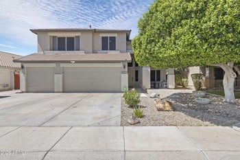 20996 82nd Ln, Peoria, AZ 85382