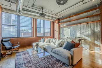 21 6th St #311, Tempe, AZ 85281