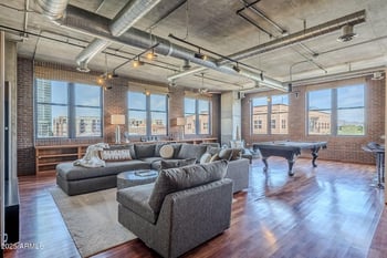 21 6th St #316, Tempe, AZ 85281