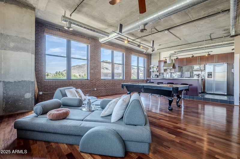 21 6th St #316, Tempe, AZ 85281