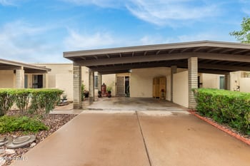 21 Casa Hermosa Dr, Phoenix, AZ 85021