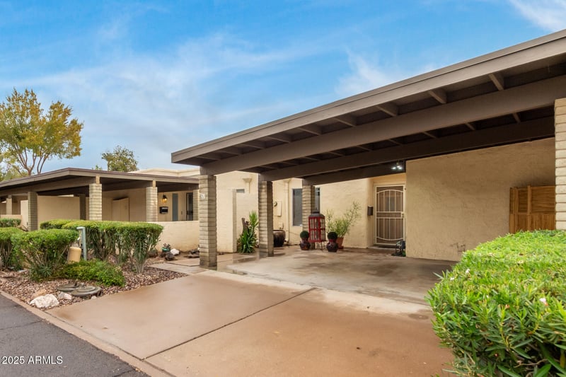 21 Casa Hermosa Dr, Phoenix, AZ 85021