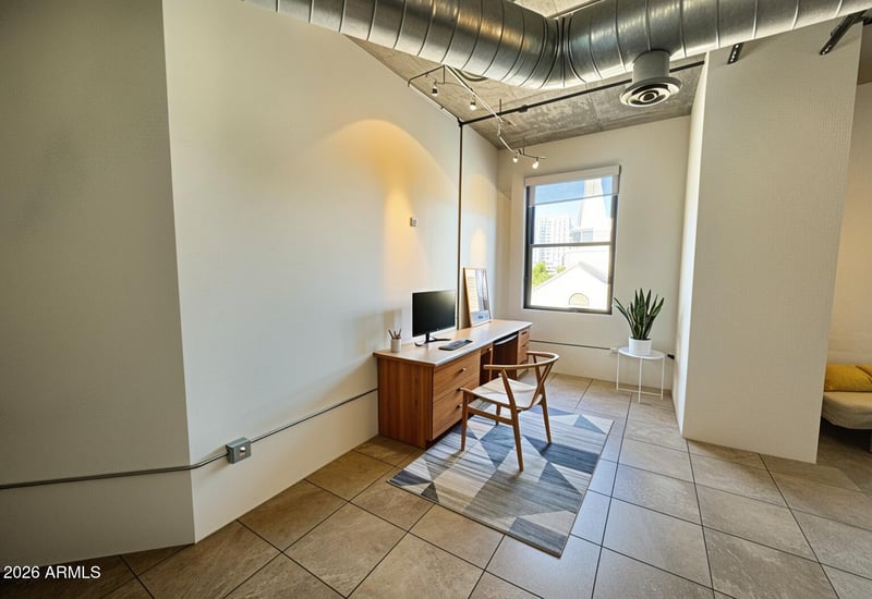 21 6th St #306, Tempe, AZ 85281