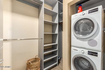 21 6th St #410, Tempe, AZ 85281