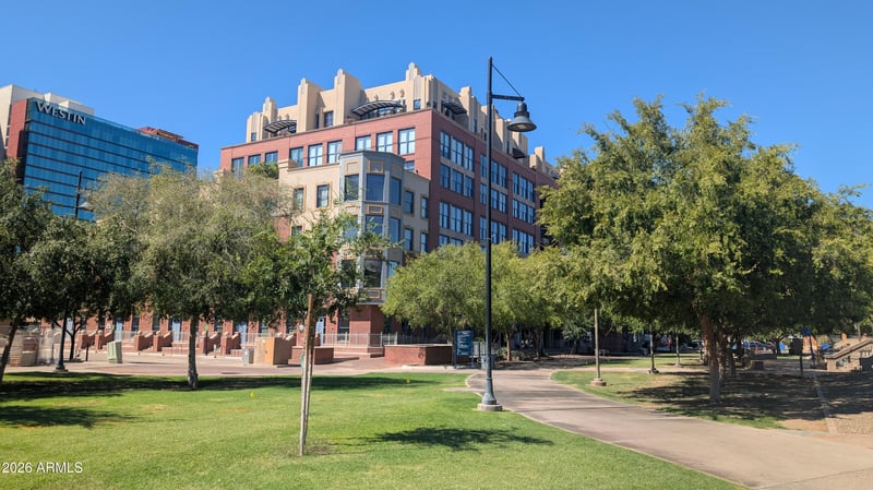 21 6th St #518, Tempe, AZ 85281