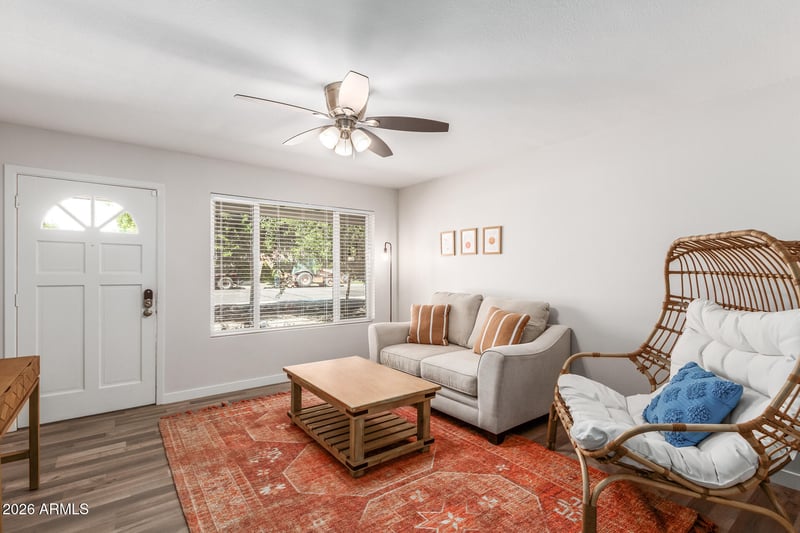 21 E Alameda Dr, Tempe, AZ 85282