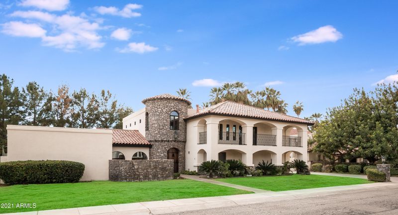 21 E Cactus Wren Dr, Phoenix, AZ 85020
