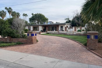 21 Saint Charles Ave, Phoenix, AZ 85042