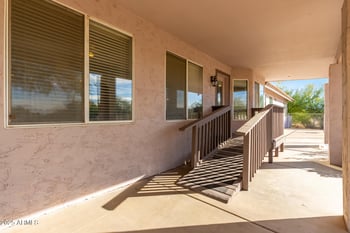 21 Irvine Rd, Phoenix, AZ 85086