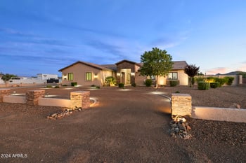 21 W Cloud Rd, Phoenix, AZ 85086