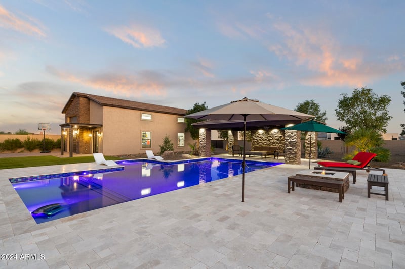 21 W Cloud Rd, Phoenix, AZ 85086
