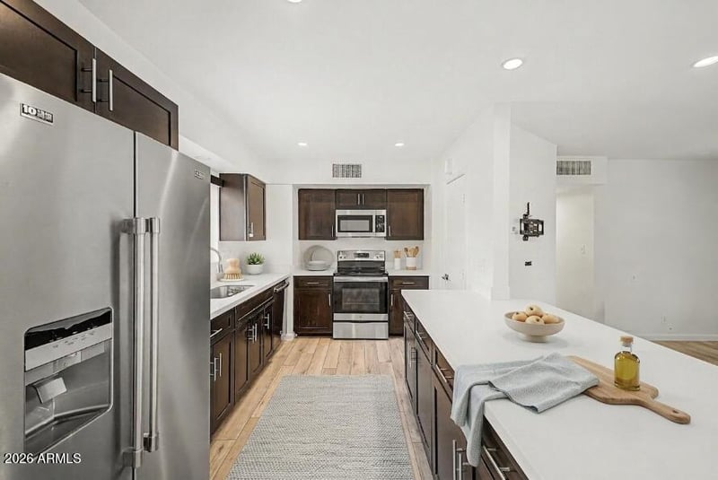 210 El Camino Dr, Phoenix, AZ 85020