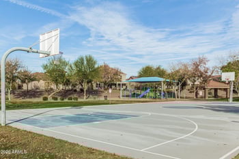 2100 Indigo Dr, Chandler, AZ 85286