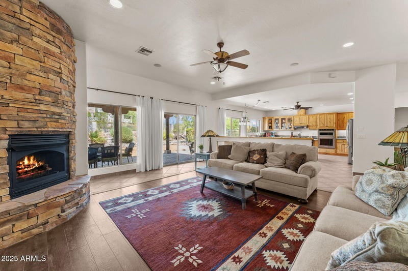 2100 Silverlode Dr, Wickenburg, AZ 85390