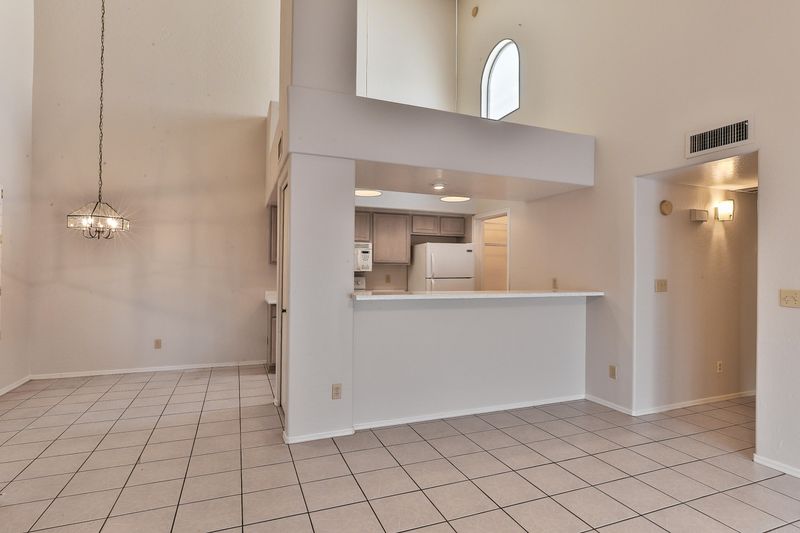 2100 W Lemon Tree Pl #39, Chandler, AZ 85224