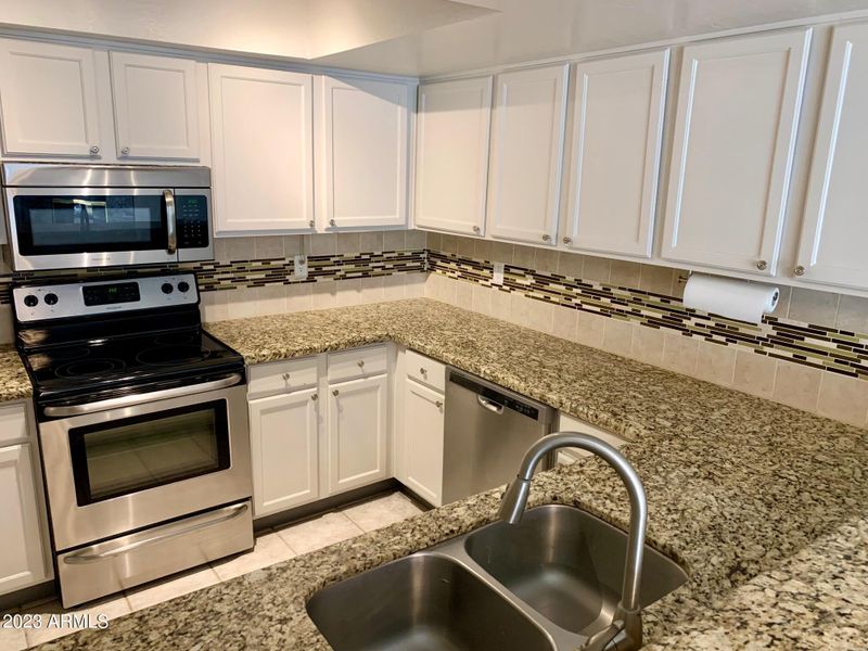 2100 W Lemon Tree Pl #41, Chandler, AZ 85224