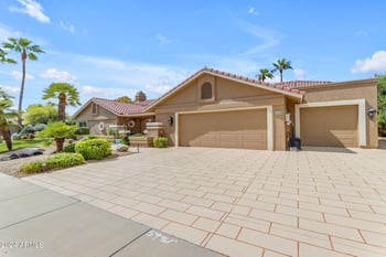 21002 N Desert Sands Dr, Sun City West, AZ 85375