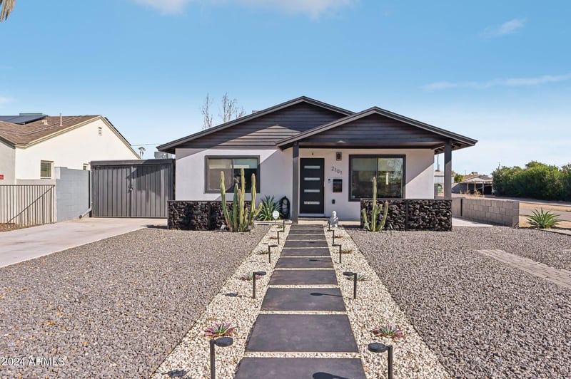 2101 N 25th Pl, Phoenix, AZ 85008