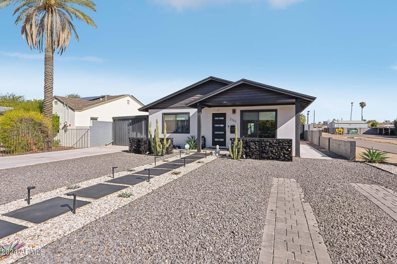 2101 N 25th Pl, Phoenix, AZ 85008