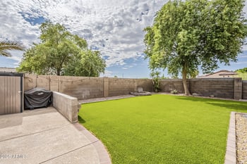 2101 Rosemonte Dr, Phoenix, AZ 85024