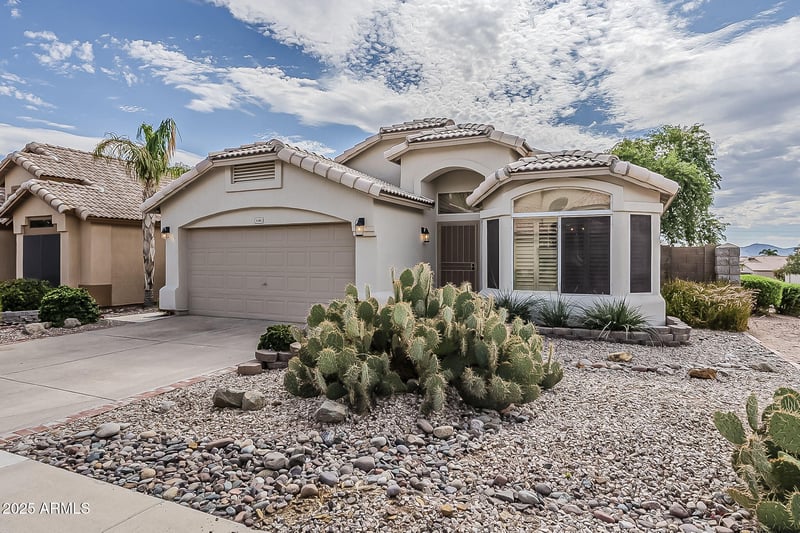 2101 Rosemonte Dr, Phoenix, AZ 85024