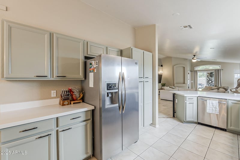 2101 Rosemonte Dr, Phoenix, AZ 85024