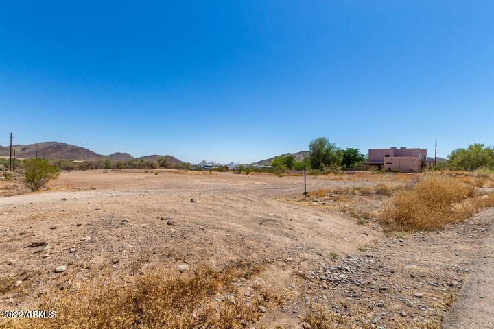 2101 W Irvine Rd, Phoenix, AZ 85086