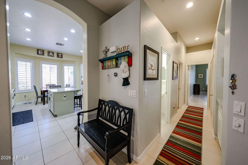 21012 N 70th Dr, Glendale, AZ 85308