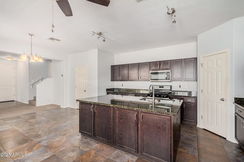 21014 Ridge Rd, Buckeye, AZ 85396