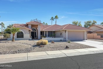 21019 Desert Sands Dr, Sun City West, AZ 85375