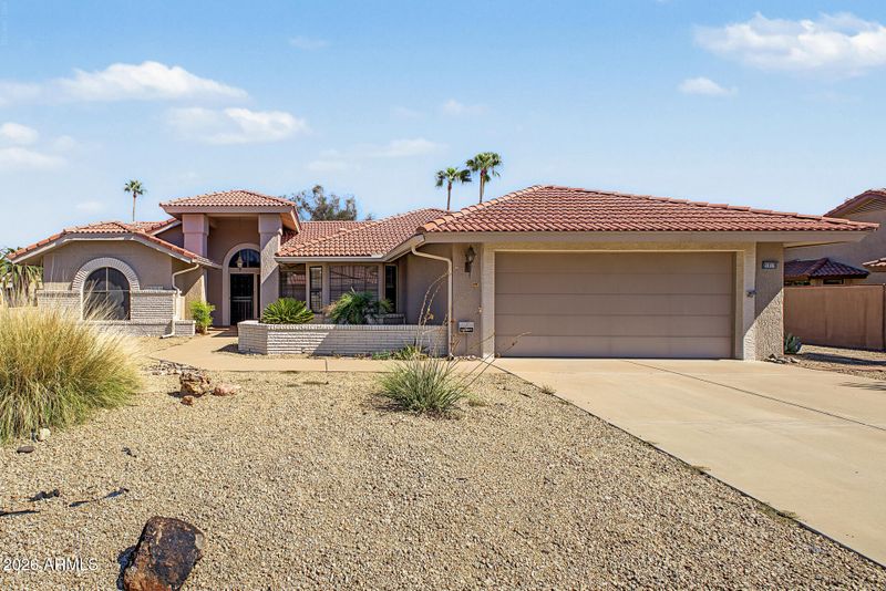 21019 N Desert Sands Dr, Sun City West, AZ 85375