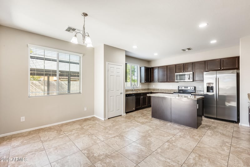 2102 118th Ave, Avondale, AZ 85323