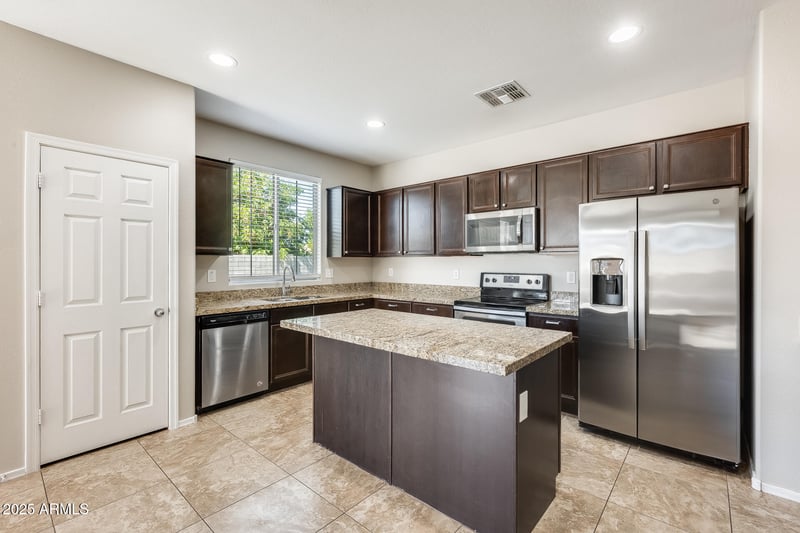 2102 118th Ave, Avondale, AZ 85323