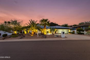 2102 E Orangewood Ave, Phoenix, AZ 85020