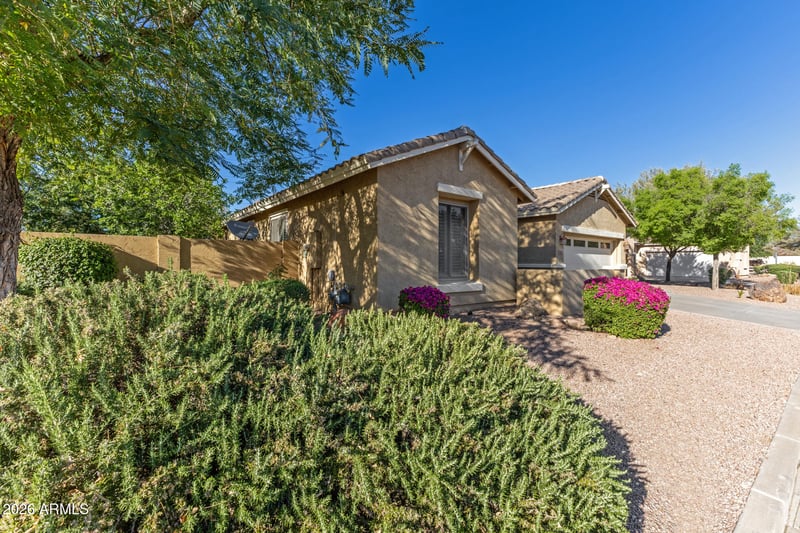 2102 Yellowstone Pl, Chandler, AZ 85249