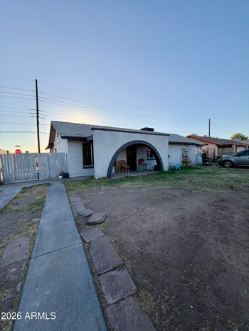 2102 50th Ln, Phoenix, AZ 85035