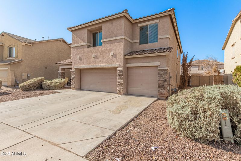 2102 N 94th Ave, Phoenix, AZ 85037