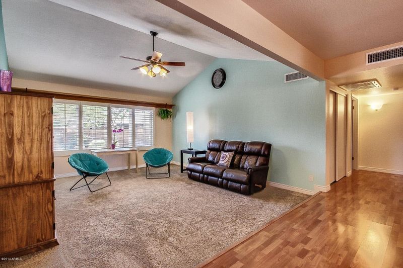 2102 S Estrella Cir, Mesa, AZ 85202