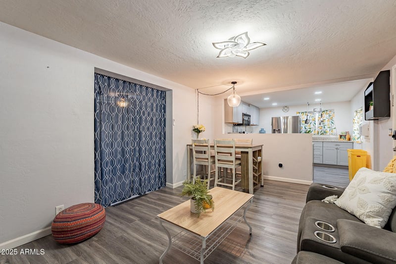 2103 Silverton St, Mesa, AZ 85203