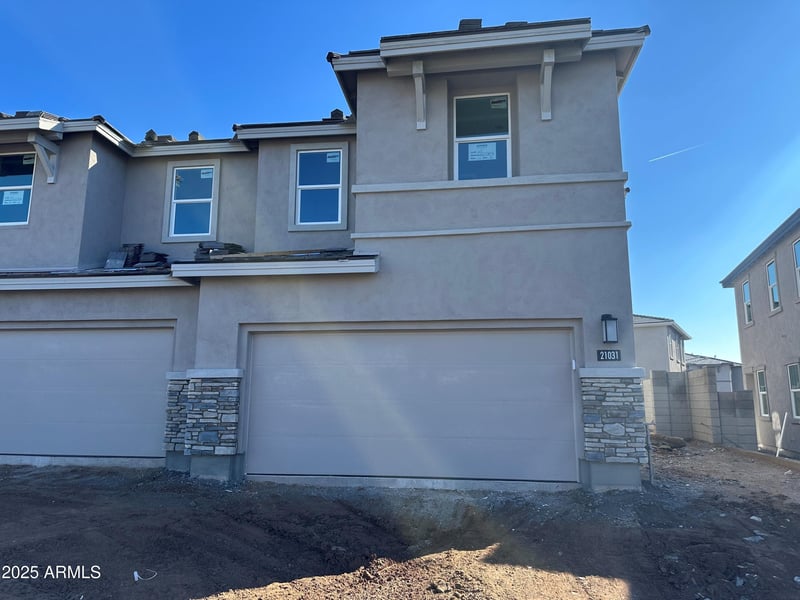 21031 58th Pl, Phoenix, AZ 85054