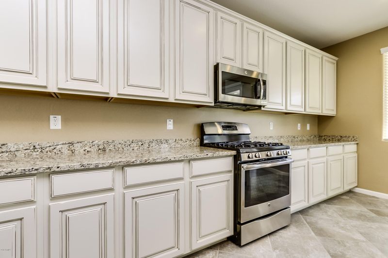 2104 N Heritage St, Buckeye, AZ 85396
