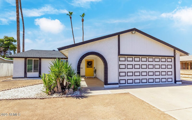 2104 Pennington Dr, Chandler, AZ 85224
