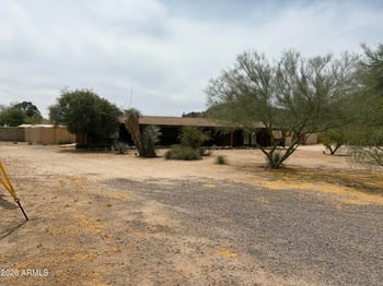 2105 Lone Cactus Dr, Phoenix, AZ 85024