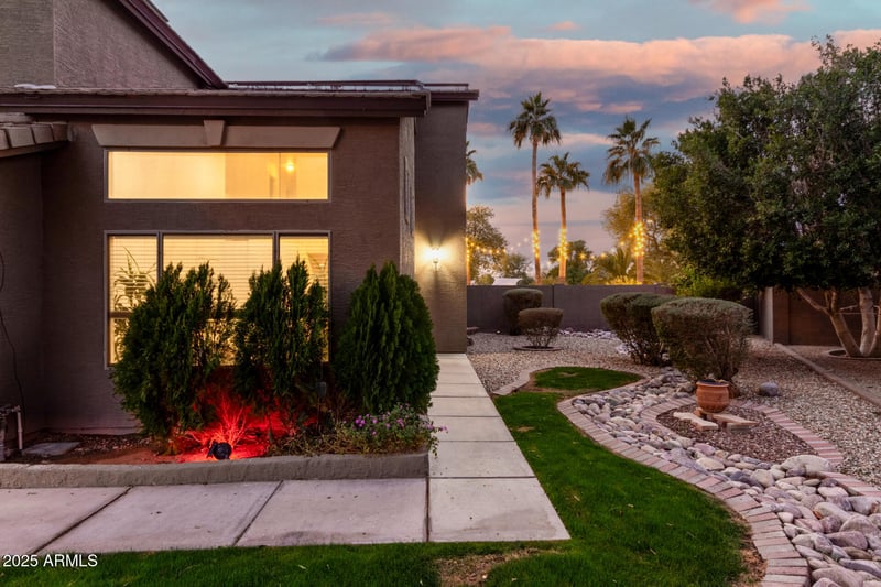 21054 74th Ln, Glendale, AZ 85308