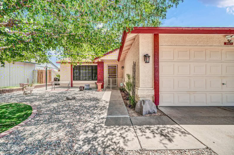 21057 34th Dr, Phoenix, AZ 85027